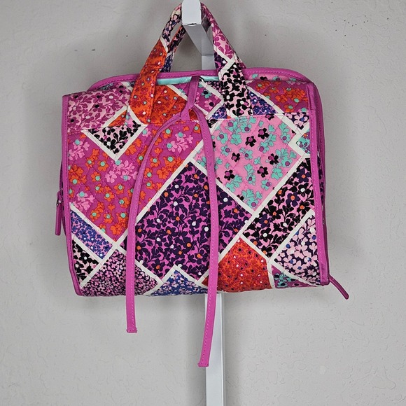Vera Bradley Handbags - Vera Bradley Hanging Travel Organizer Quilted Floral Patchwork Pink Purple Bag